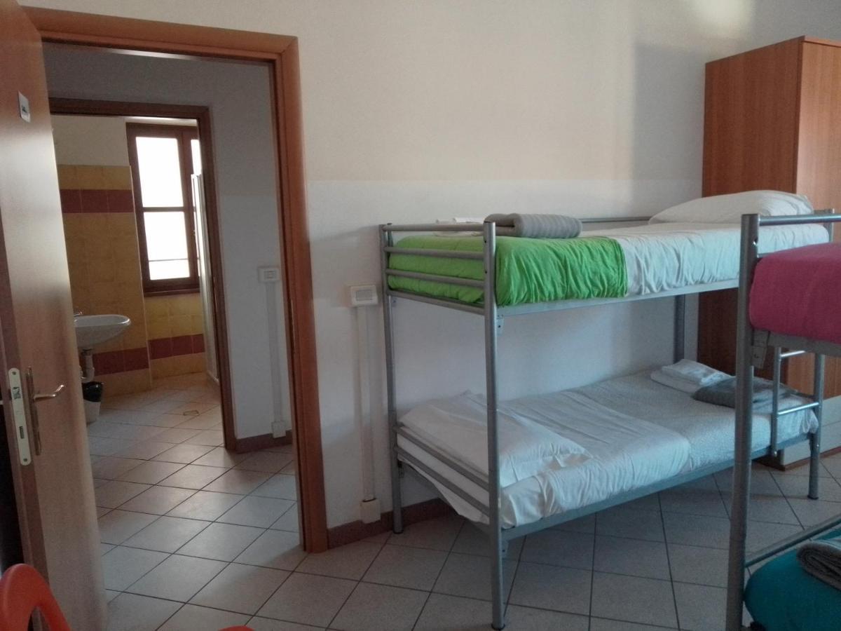 Albergo E Ostello Della Gioventu Biella Centro Storico Dış mekan fotoğraf