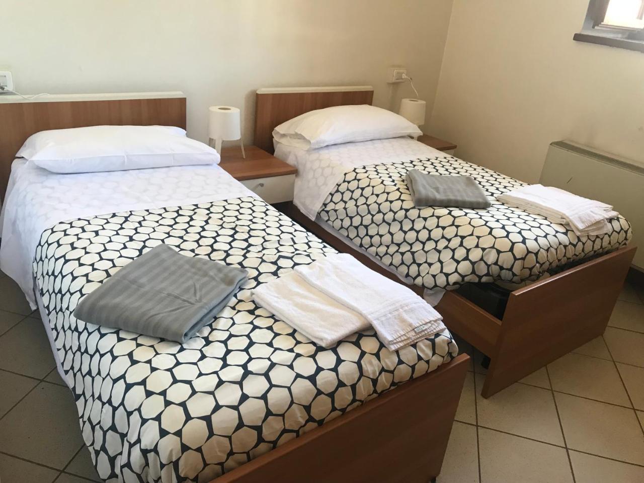 Albergo E Ostello Della Gioventu Biella Centro Storico Dış mekan fotoğraf